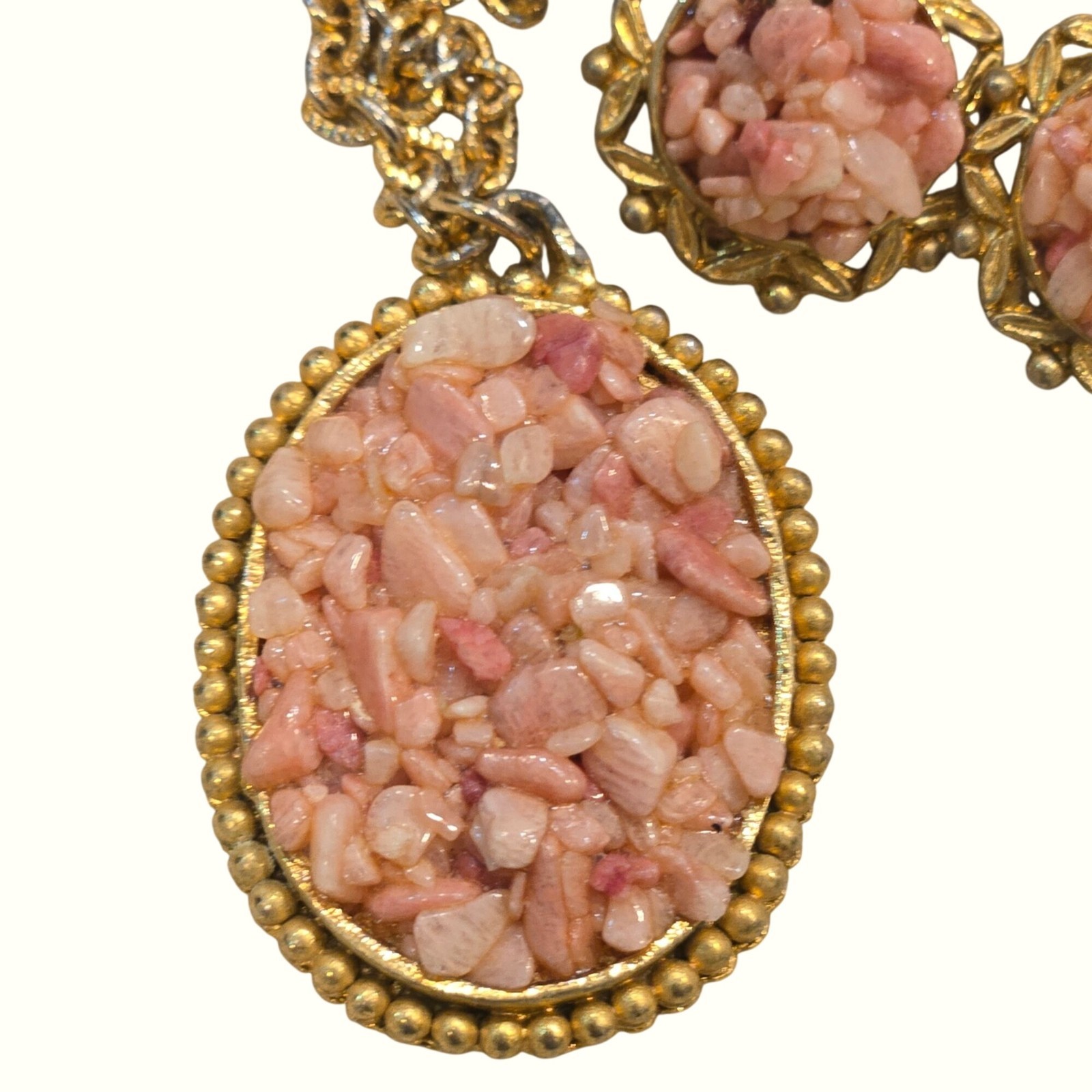 Vintage Pink Agate Chip Necklace and earring set Pendant retro costume Jewelry