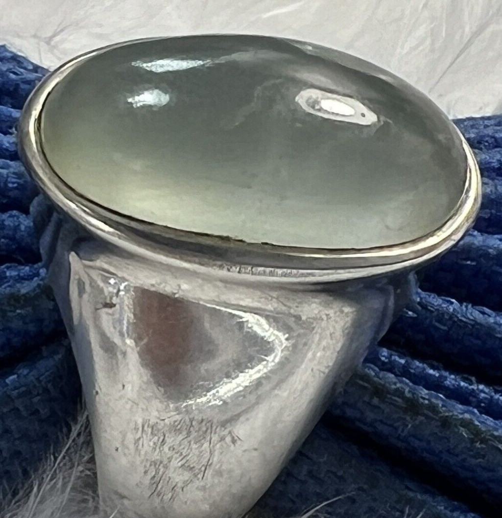 Very light green Jade Sterling Silver 925 VINTAGE Men’s 3/4″ N BAND RING size 10
