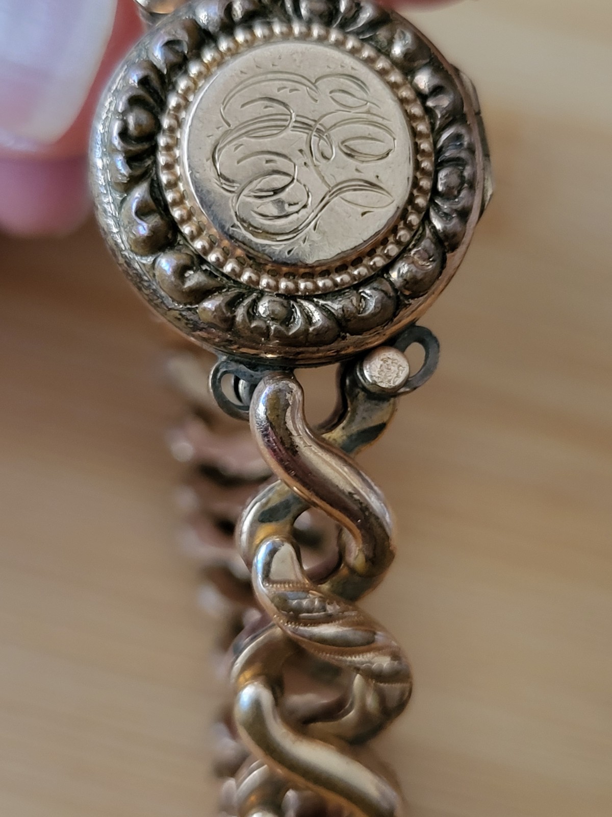 Antique DFB Co Sweetheart Round Locket Expansion Bracelet Pre-Carmen Gold Filled