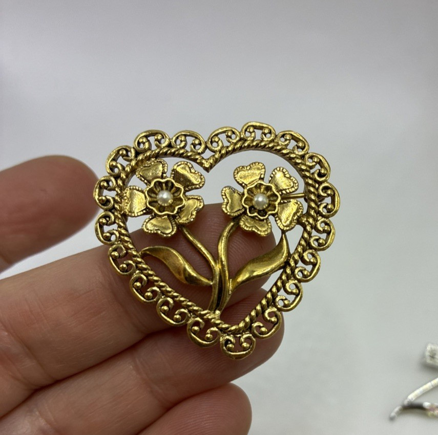 Brooch Lot Hearts Vintage Rhinestone Enamel Love Flowers Cottage Grandma Core