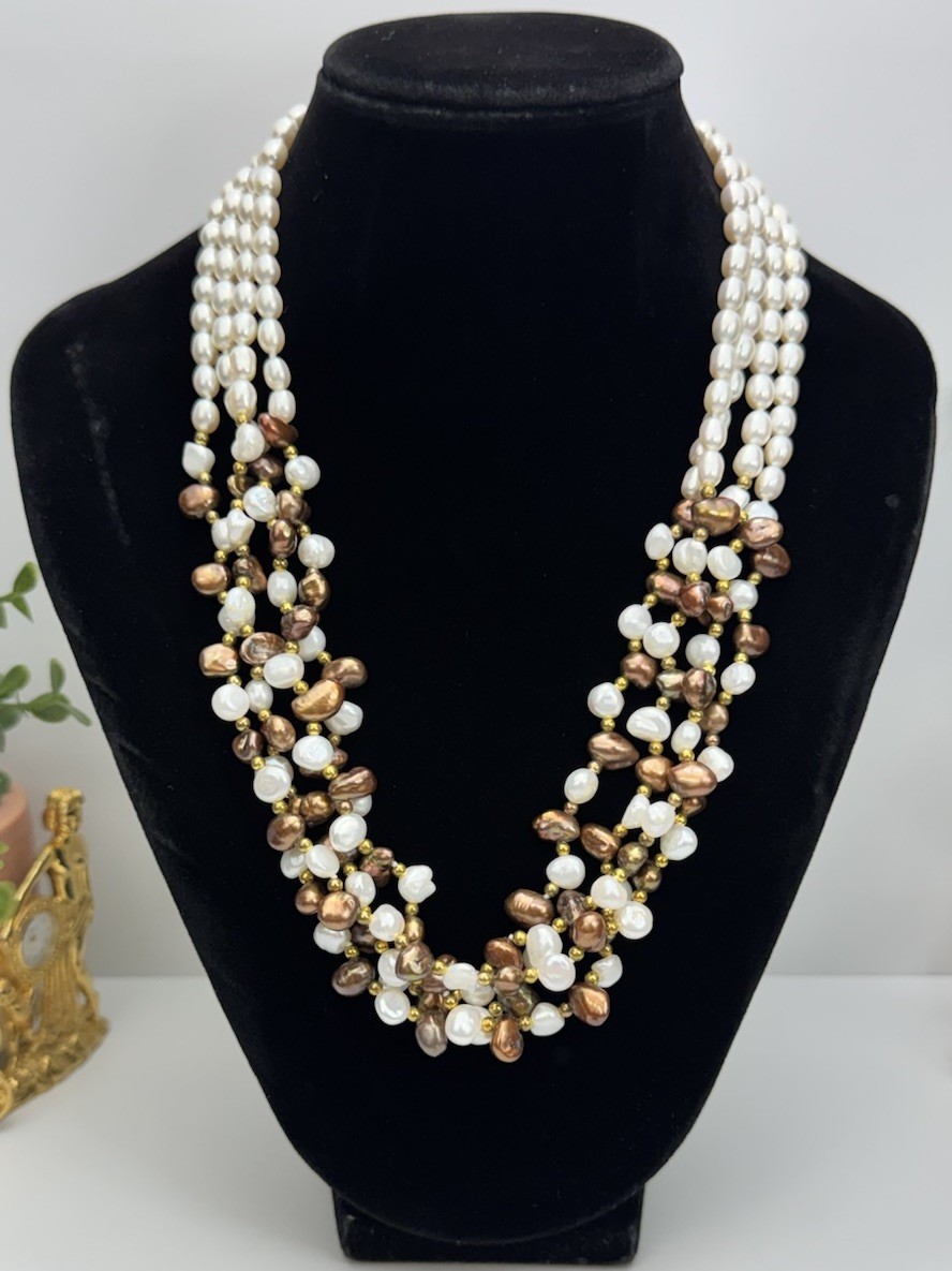 Stunning Freshwater Pearl Necklace White & Chocolate Baroque Rose Quartz Clasp