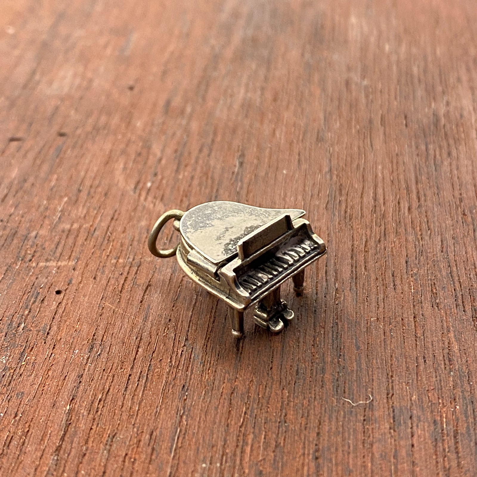 Vintage Beau 925 Sterling Silver Grand Piano Top Opens Pendant Bracelet Charm