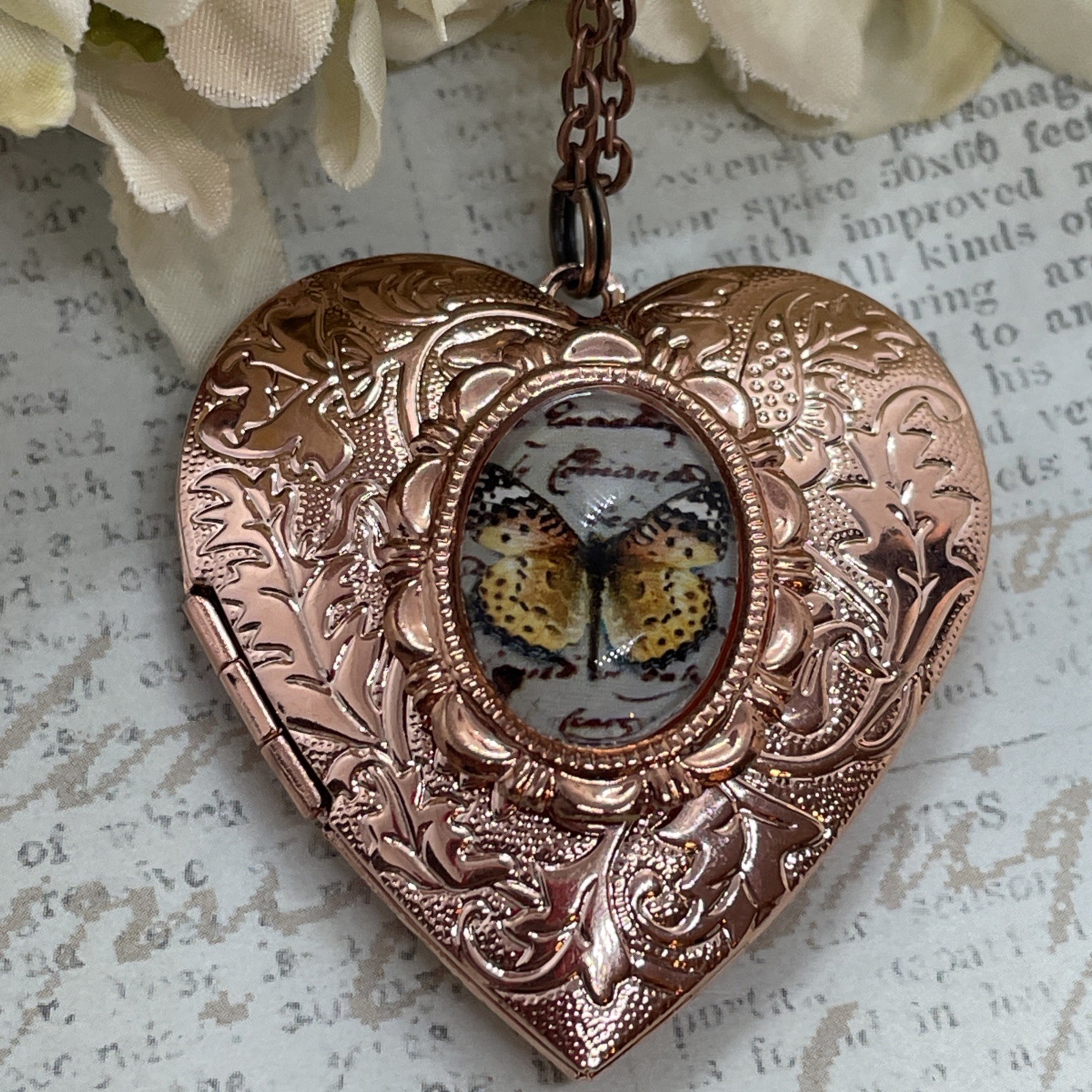 Fancy ROSE Gold Memorial Jewelry Keepsake Photo Locket Necklace Butterfly Urn