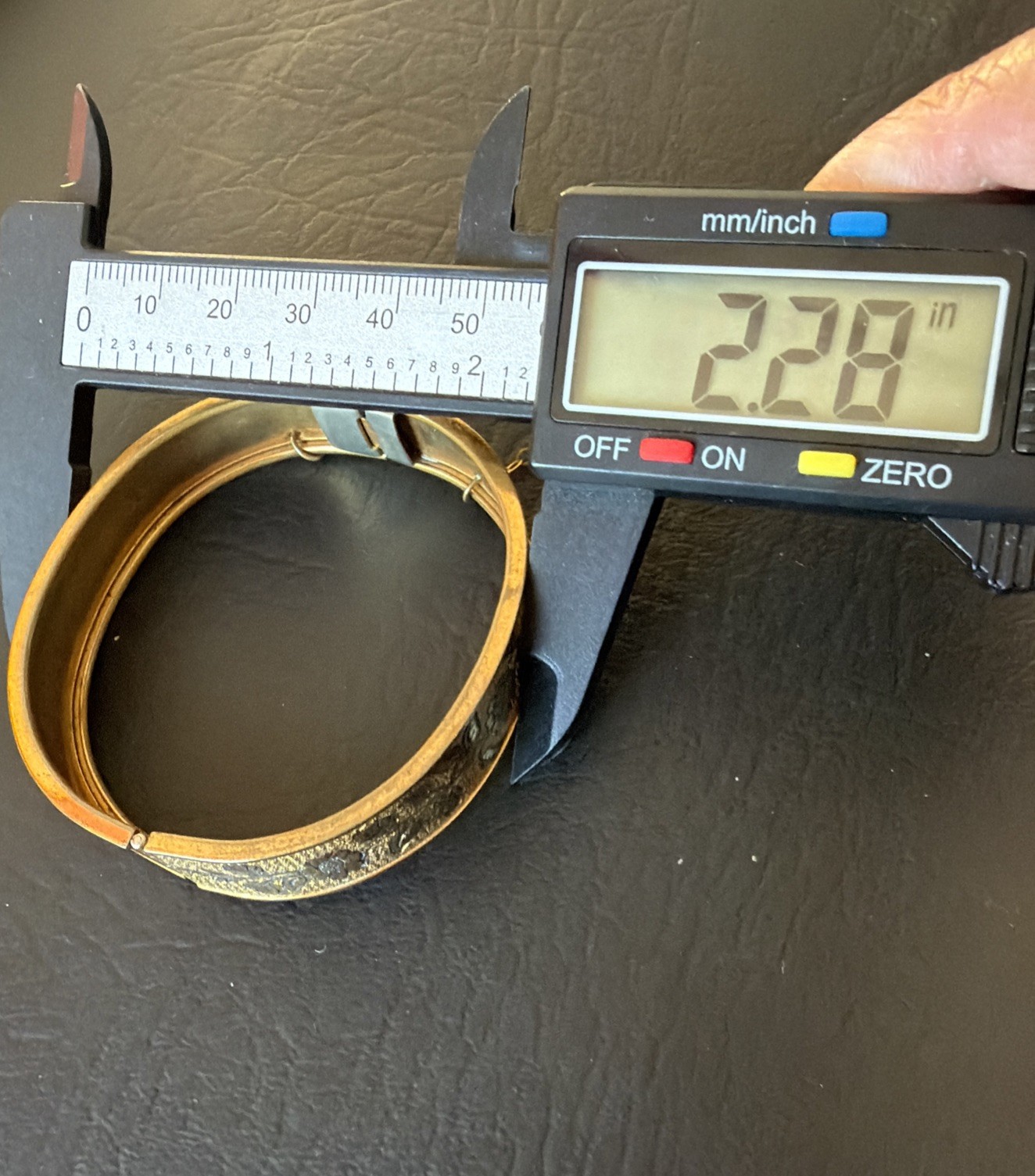 VTG Victorian Bangle Bracelet 1/20 Yellow Gold Filled Size 2”1/4 18.4g