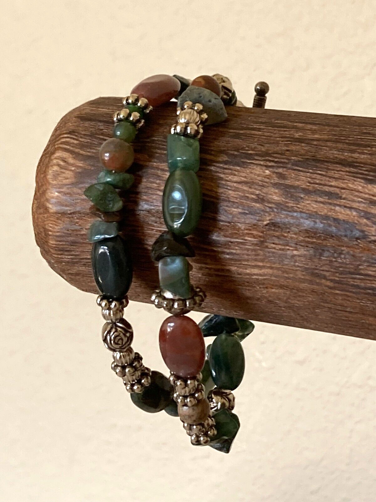 Vintage Multicolor Stone and Silver Tone Bead Bracelet – 7″