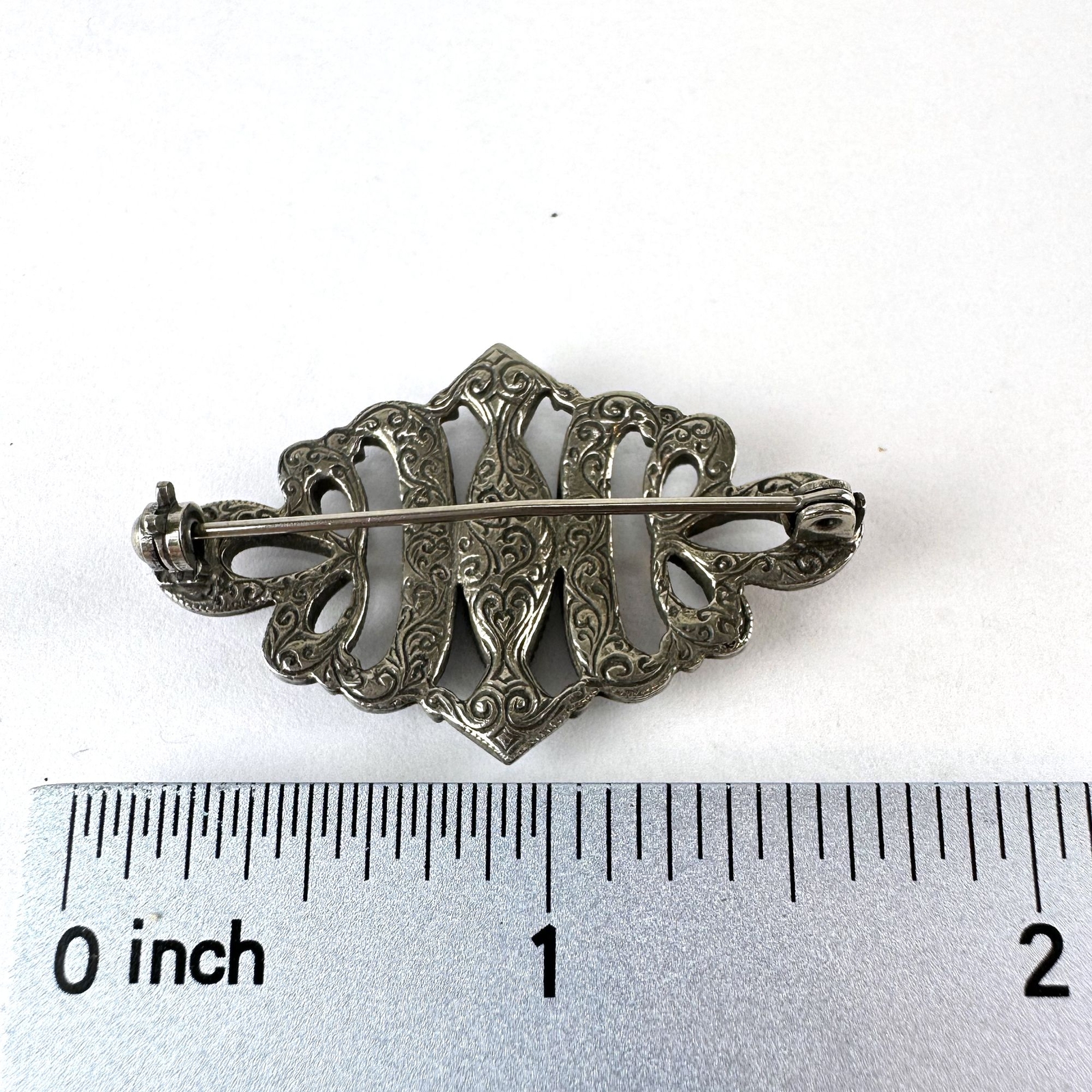 Art Nouveau Style Brooch with Violet and Blue Crystals Silver Tone