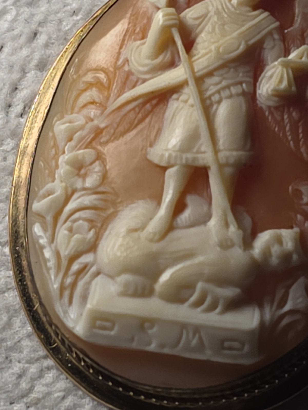 Vintage St. Michael Archangel Cameo Brooch 10k GF Signed S.M. in AMCO Setting