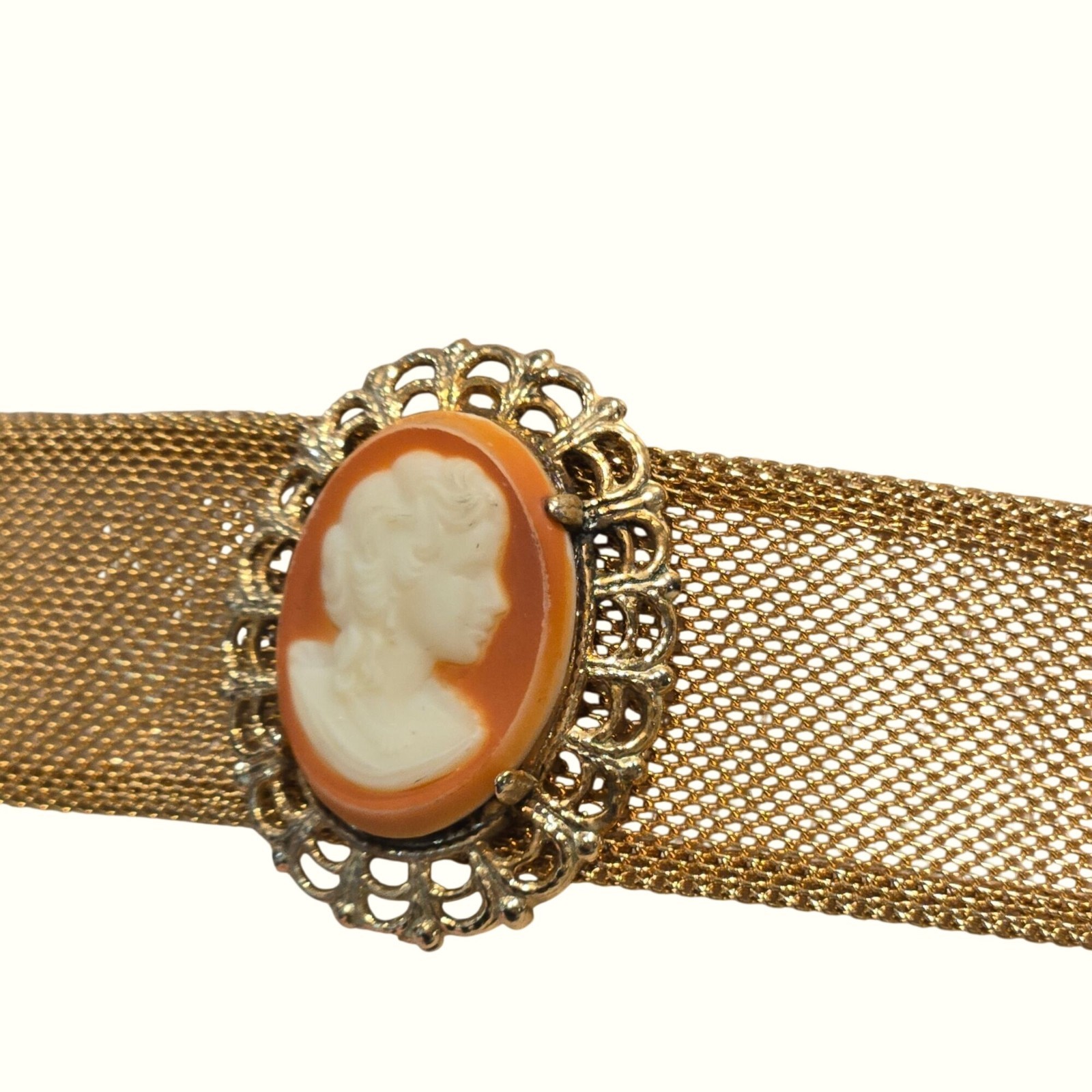 Vintage Coro Cameo choker necklace Gold Tone Mesh Lady Portrait Filigree Estate
