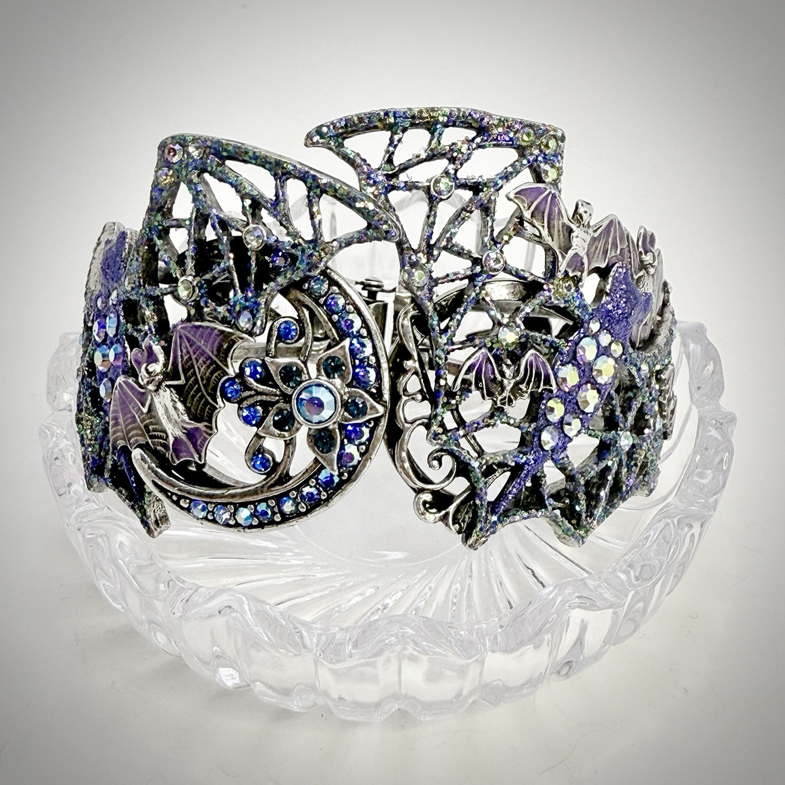 Vintage Fantasy Kirk’s Folly Whimsical Gothic Bat Clamper Bracelet