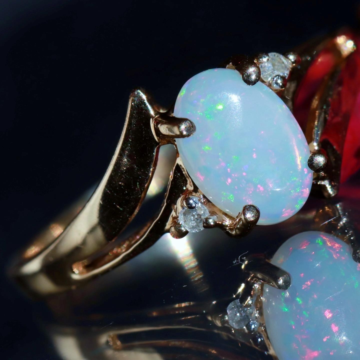 10k yellow gold size 5 ring 0.355ct Australian fiery opal diamond 1.52gr N3815