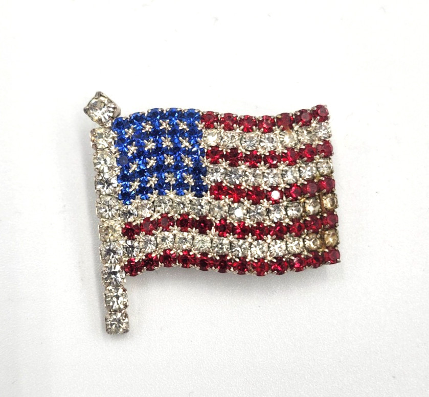 Rhinestone USA American Flag Gold Brooch PIN Stars and Stripes Red White Blue