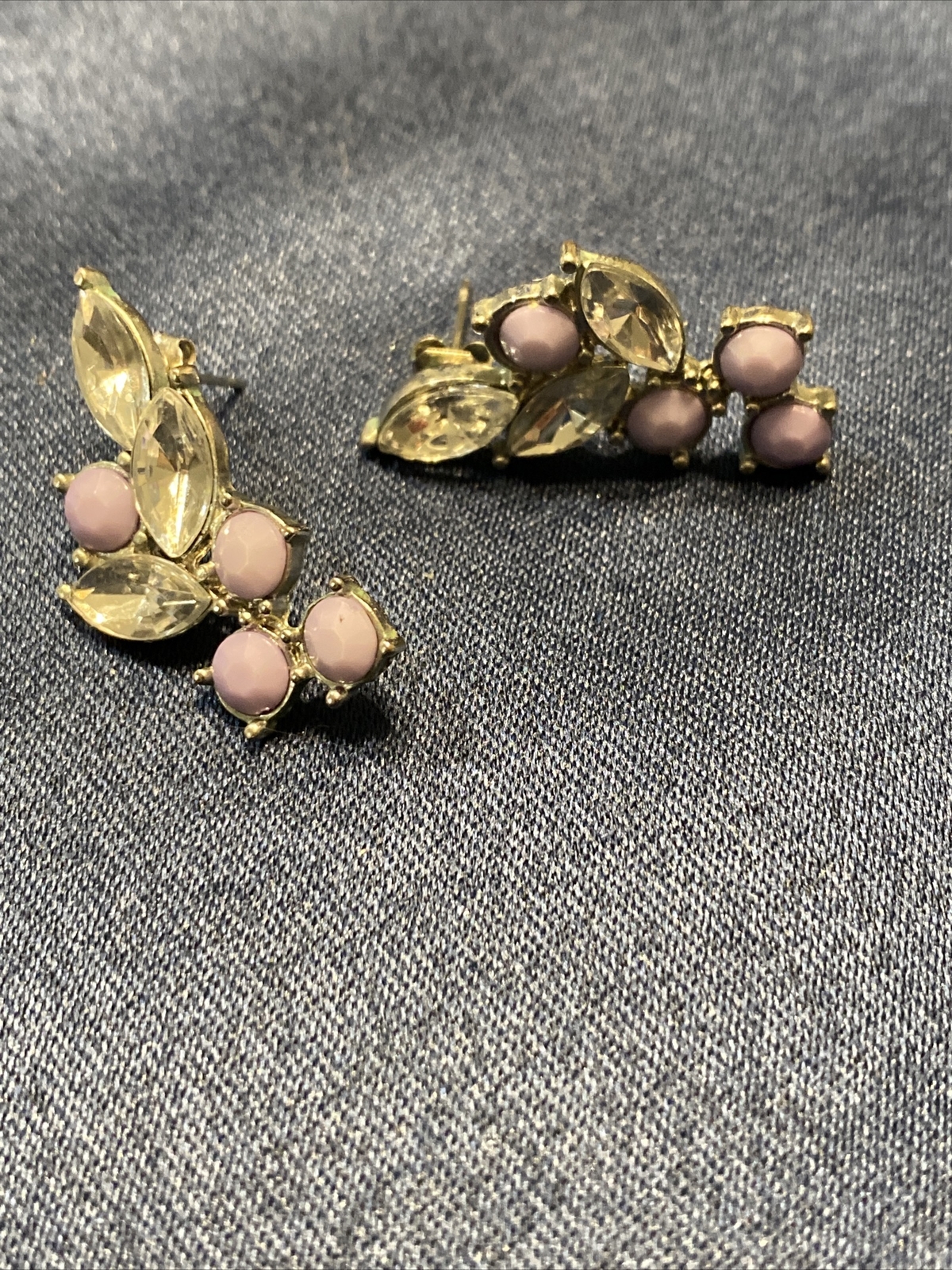 Vintage Lot 7 Pairs Silvertone Mixed colors Pierced Earrings Blues Pinks Purples
