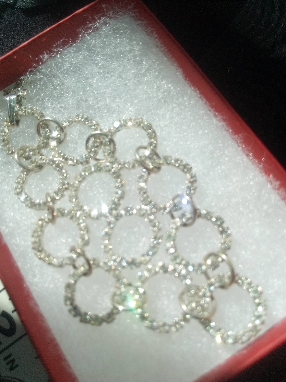 Neckl: 25, 2-1/2″ Pendant of Rhinestone Circles, ST, 17″ Chain, Lobster Clasp