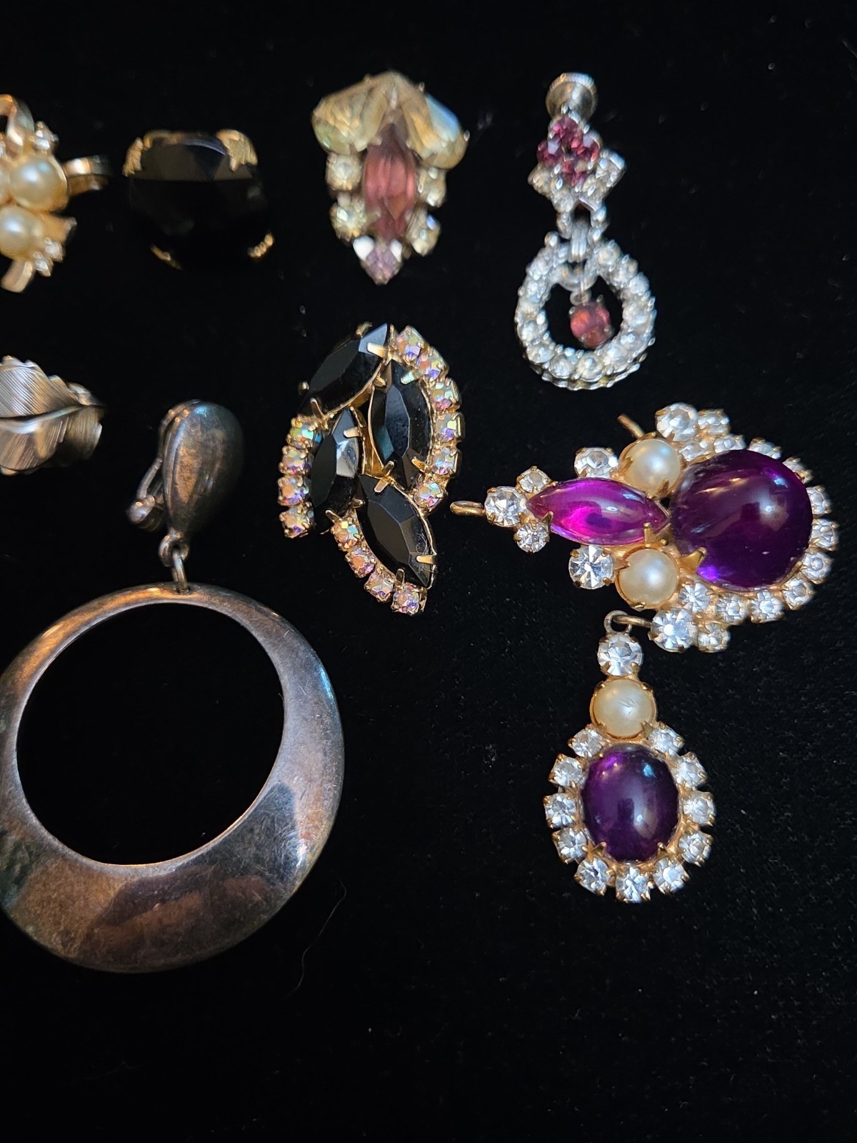 Lot Of Vintage Costume Jewelry Single Earrings Clip On Signed Arthur Pepper