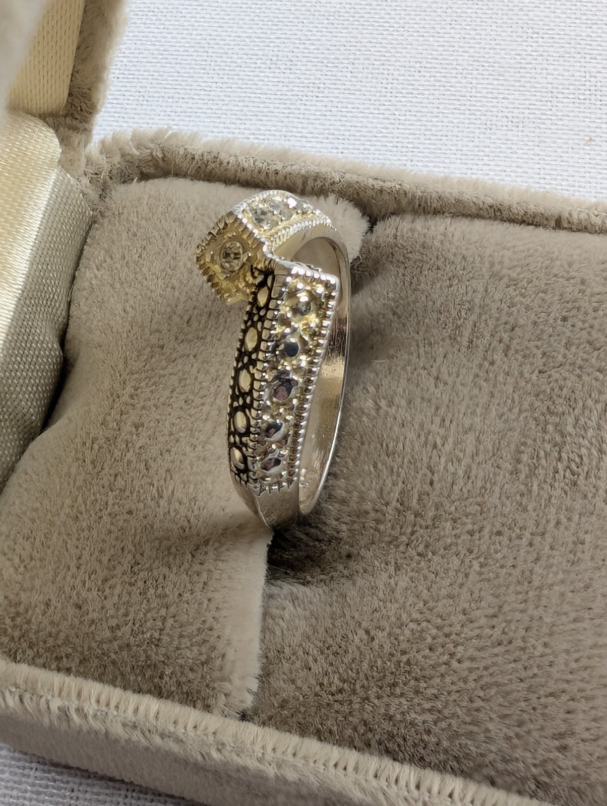 Charles Winston CW Sterling Silver Marcasite CZ Two Toned Bypass Ring Sz 7.5