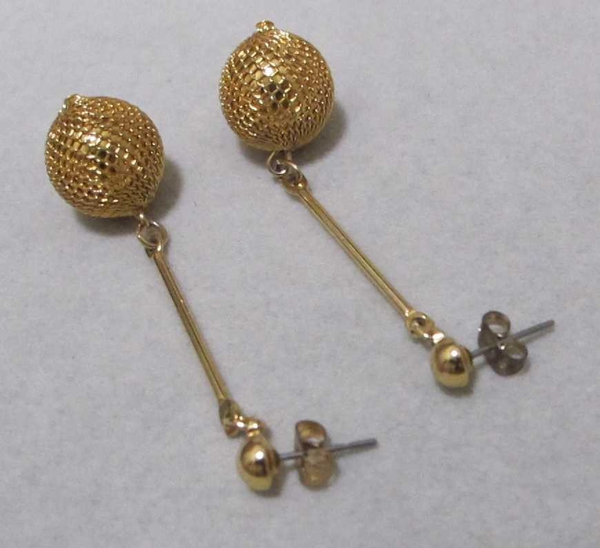 FISHNET Mesh Covered Gold Tone Bead Vertical Bar Dangle Post Earrings 2-3/8”