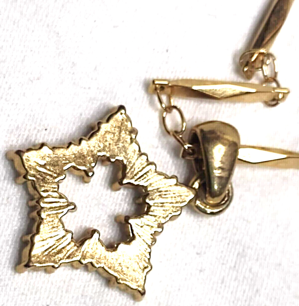 VTG 3/4″ Star Necklace 18″ Crystal Clear Rhinestones Gold Tone Metal Unmarked