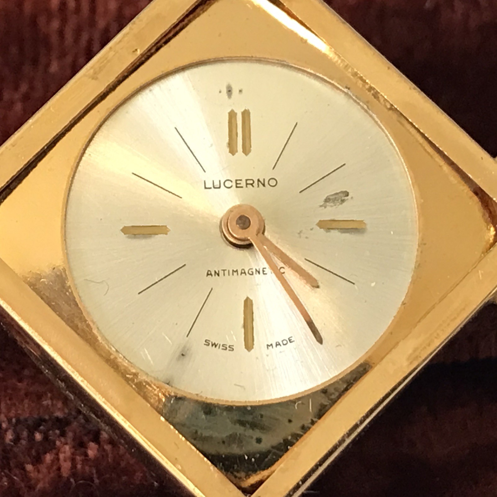 Lucerno Manual 22mm 1 Jewel Crystal Cube Pendant Watch RUNS