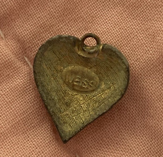 Vintage Signed Weiss Heart Puff iridescent Rhinestones Small Charm – AS IS