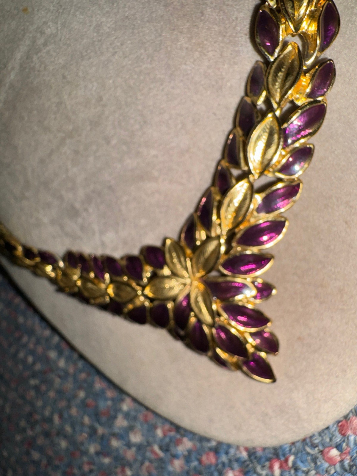 TRIFARI TM GOLD-TONE FINISH AMETHYST ENAMEL FLORAL CASCADING NECKLACE