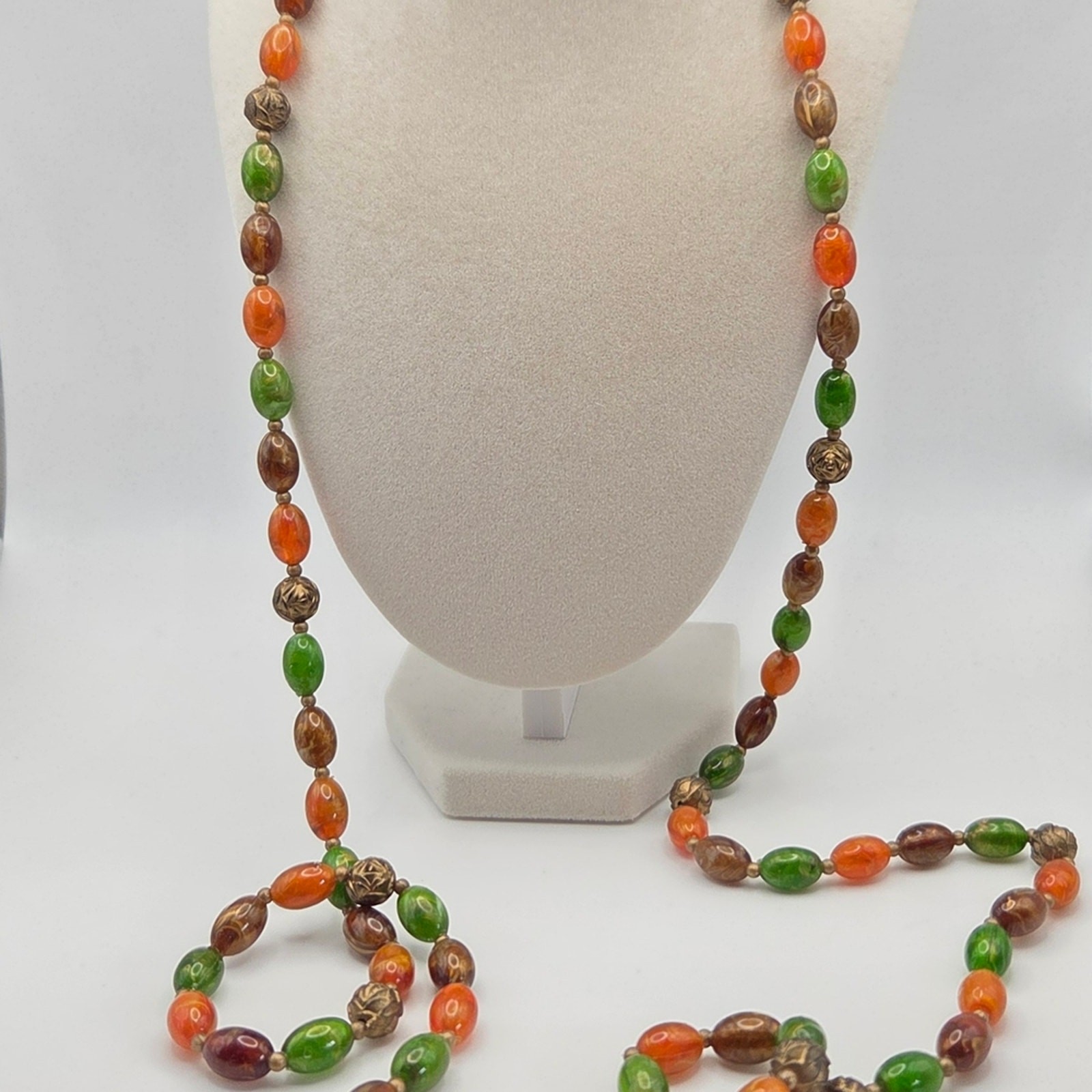 Vintage Hong Kong Multi-Color Plastic Bead Necklace – Retro Swirl Mod Style