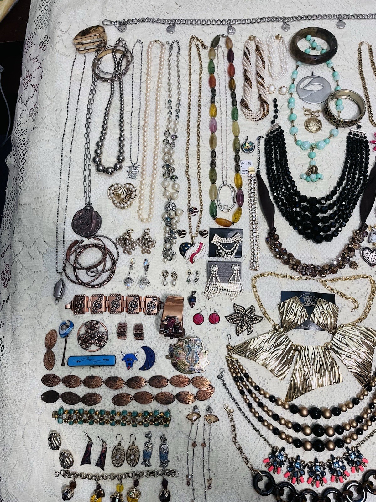 Mixed Lot Vintage Costume Rhinestone Jewelry Mod Retro Trifari Monet Renior