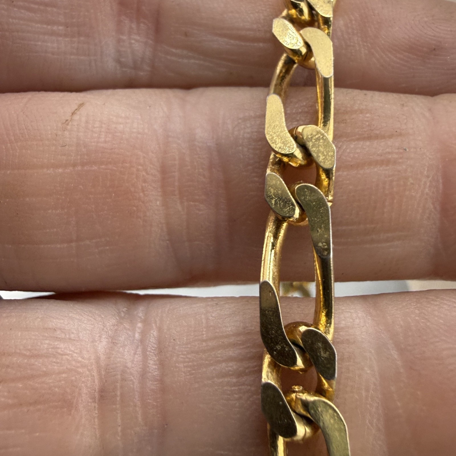 Vintage Monet Necklace Figaro Gold Tone Chain 16”