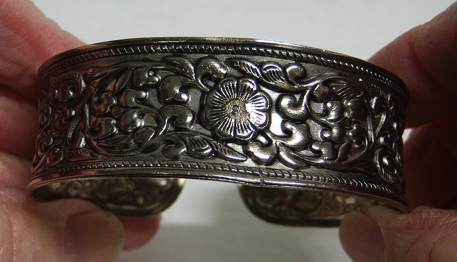 Vtg Relif Work Pewter Floral Design Cuff Bracelet 2.5″ x 3/4″