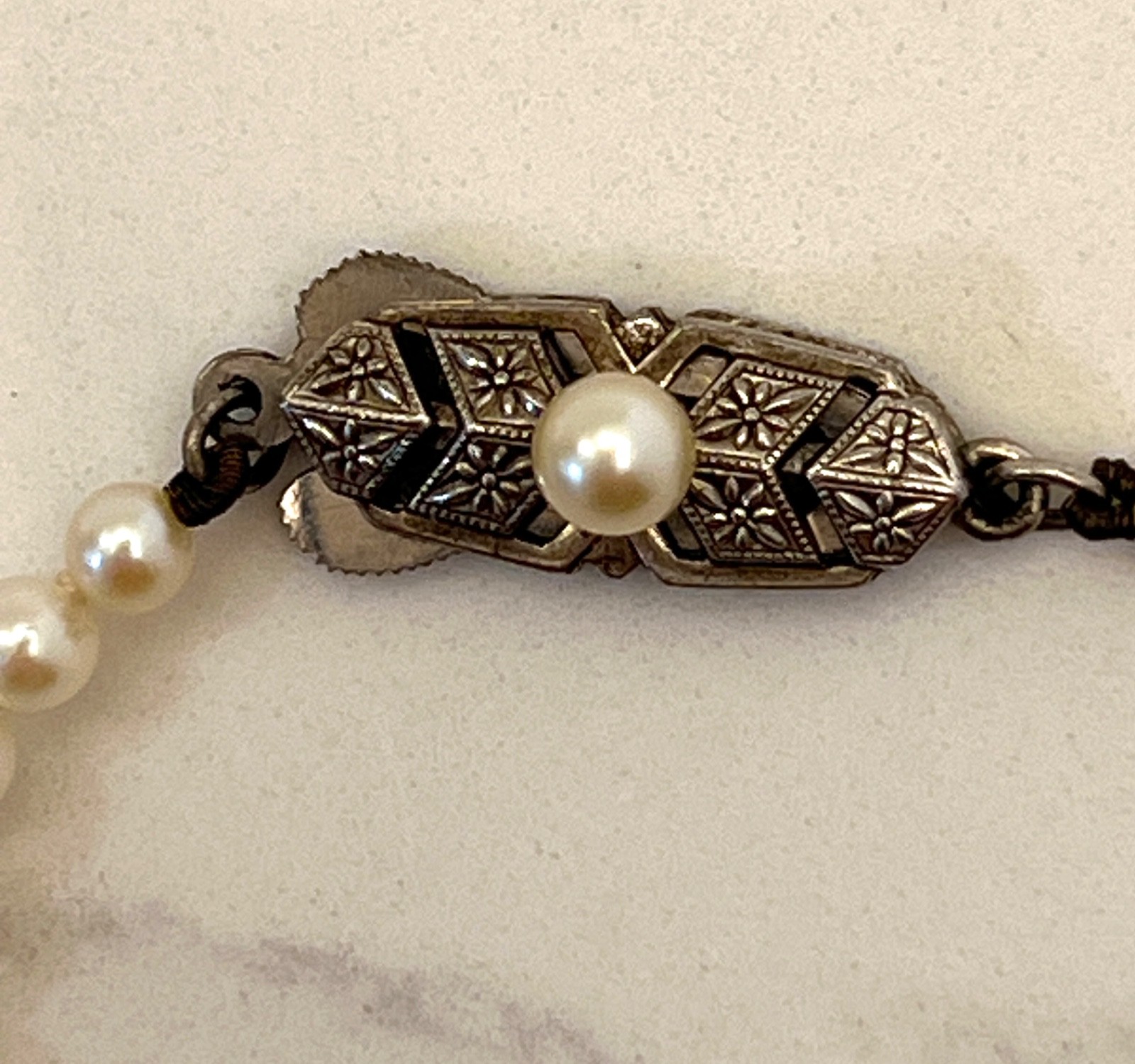 Vintage Mikimoto Pearl Necklace Silver Clasp 16″ Made in Japan