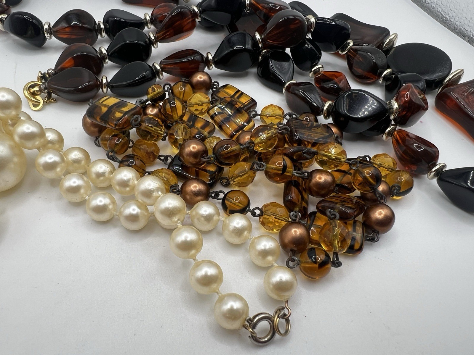 Vintage Jewelry Lot 8 Pieces Signed And Unsigned Monet Napier Avon All Wearable