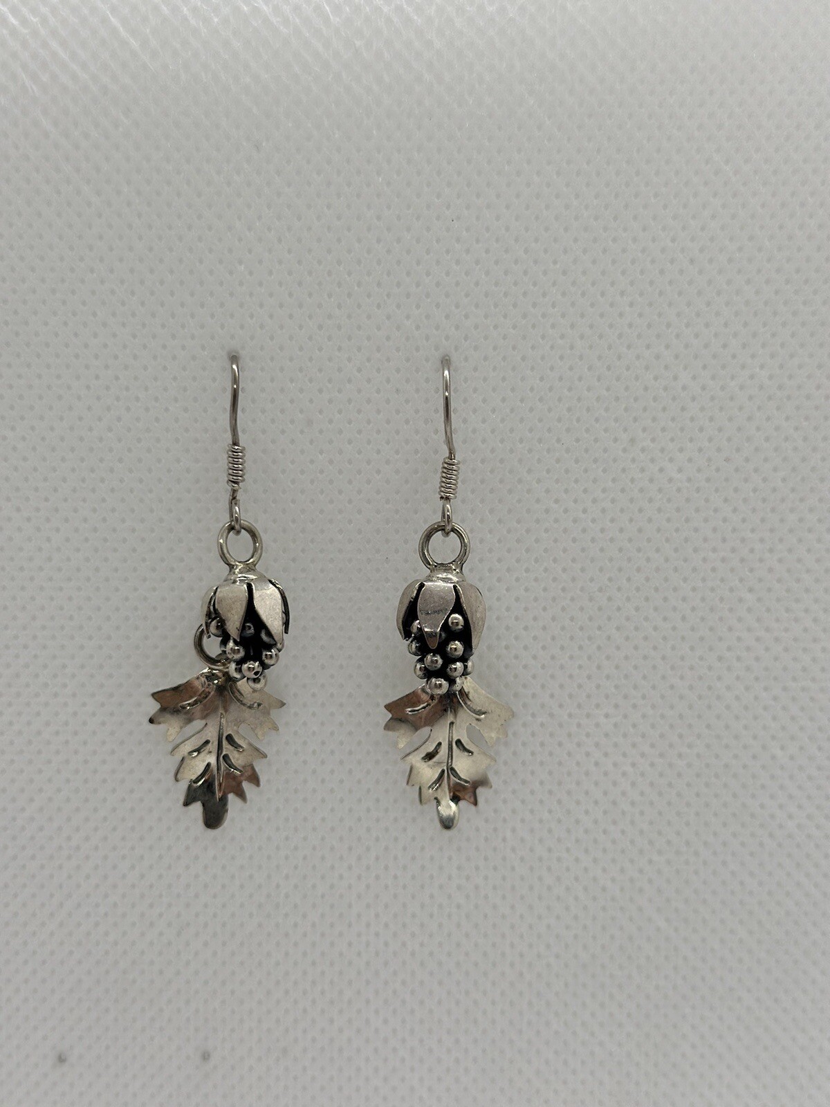 VINTAGE STERLING SILVER EARRINGS BUNCH OF GRAPES DANGLES Made In Mexico 925