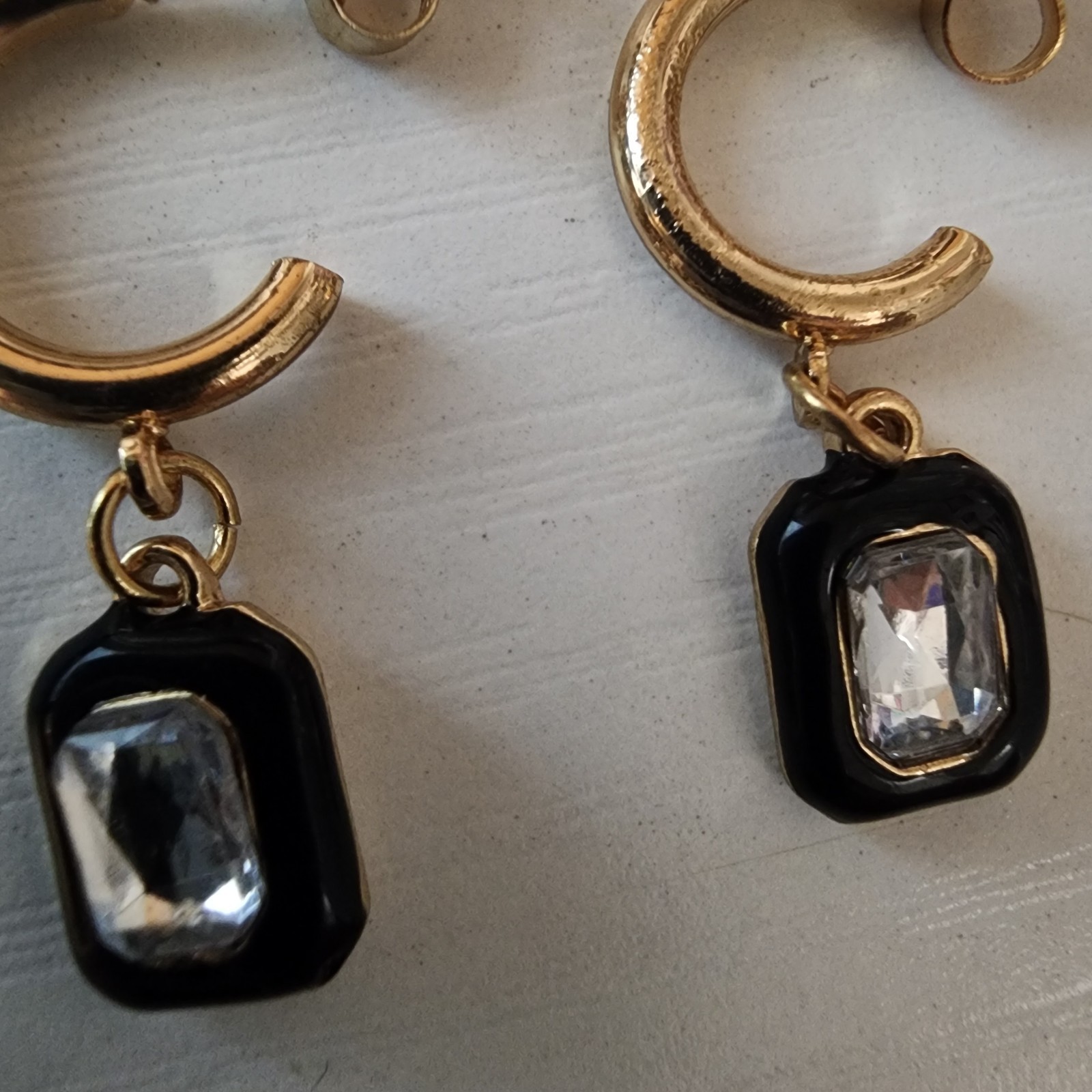2 Sets Of Vintage Black Enamel Gold Tone Earrings Gothic Dangle And Hoop