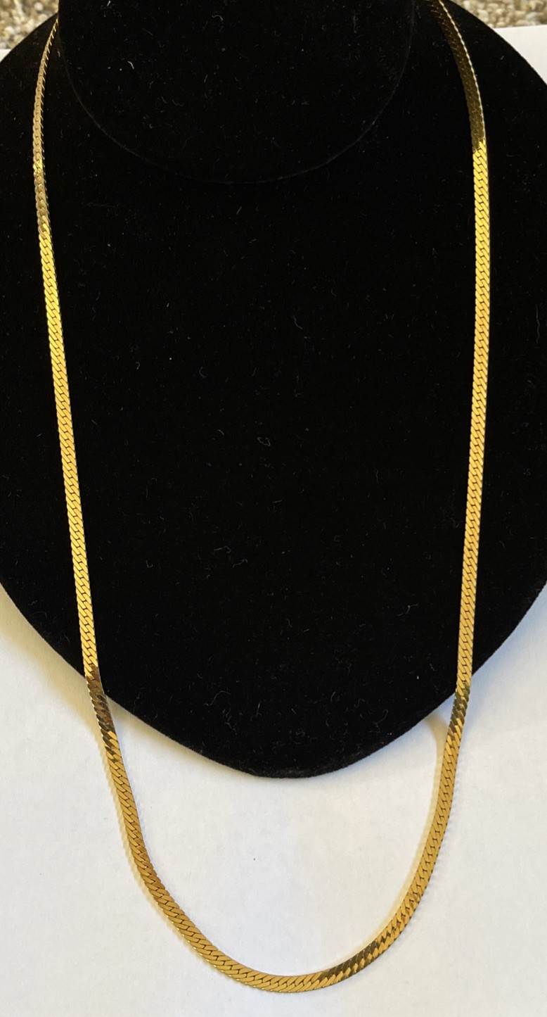 Monet Vintage Gold Tone Herringbone 24” Necklace 1/8” Wide Sister Clasp