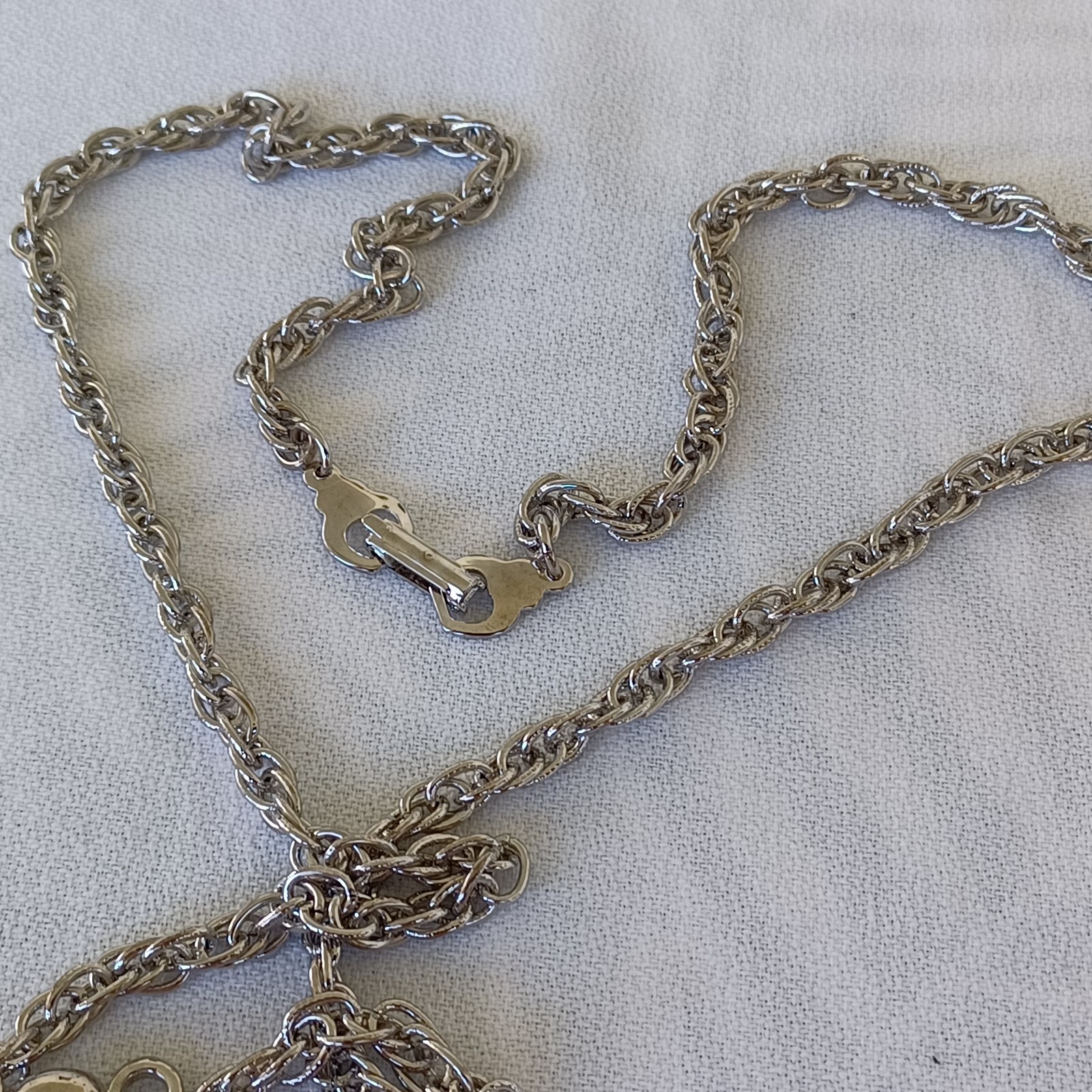 Vintage S/Tone Persian Style Chain Necklace Half Circle Pendant Dangle Tubes