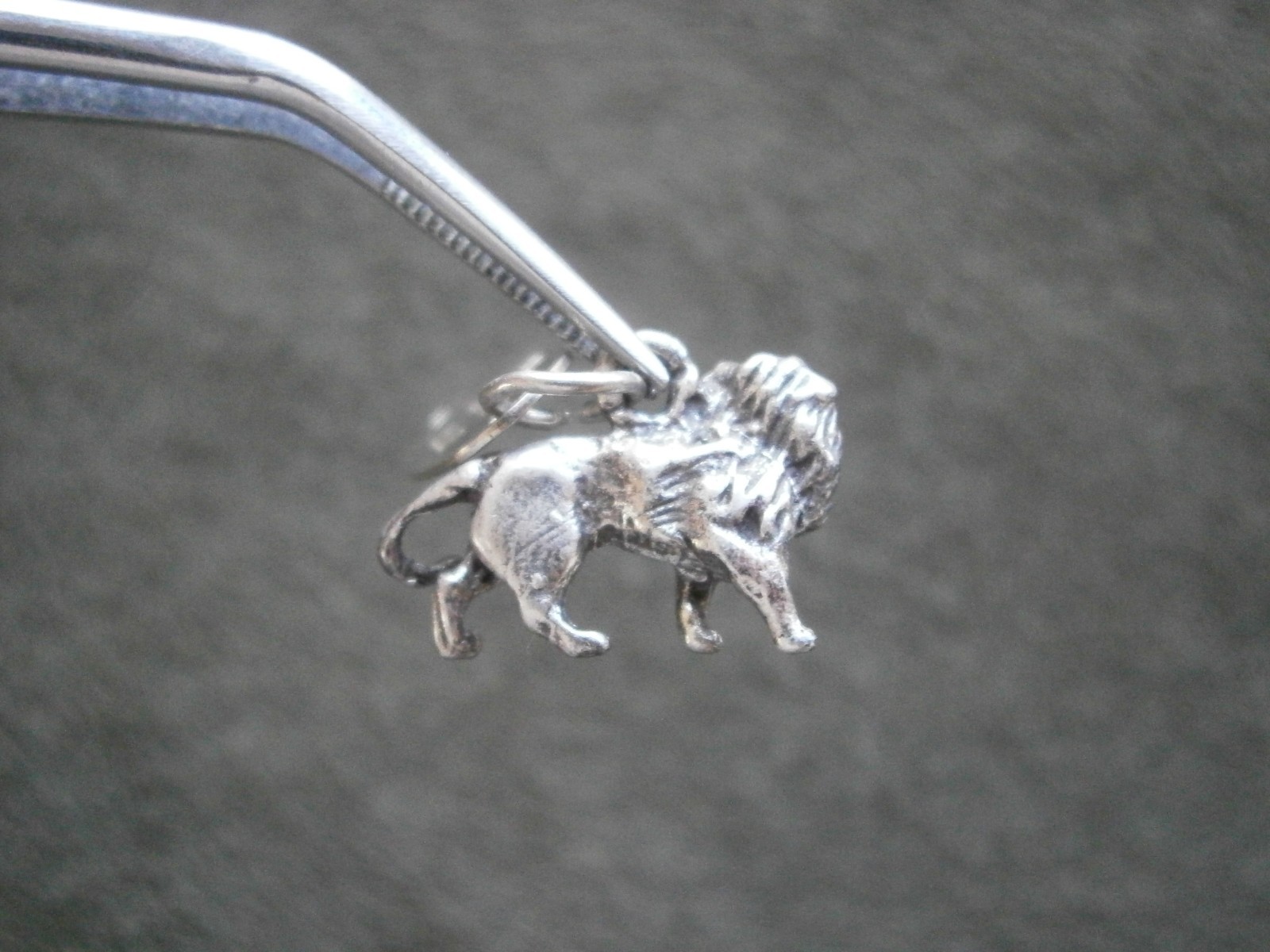Small Lion Country Safari Lion Vtg Sterling Silver Bracelet Charm Pendant 2.5g