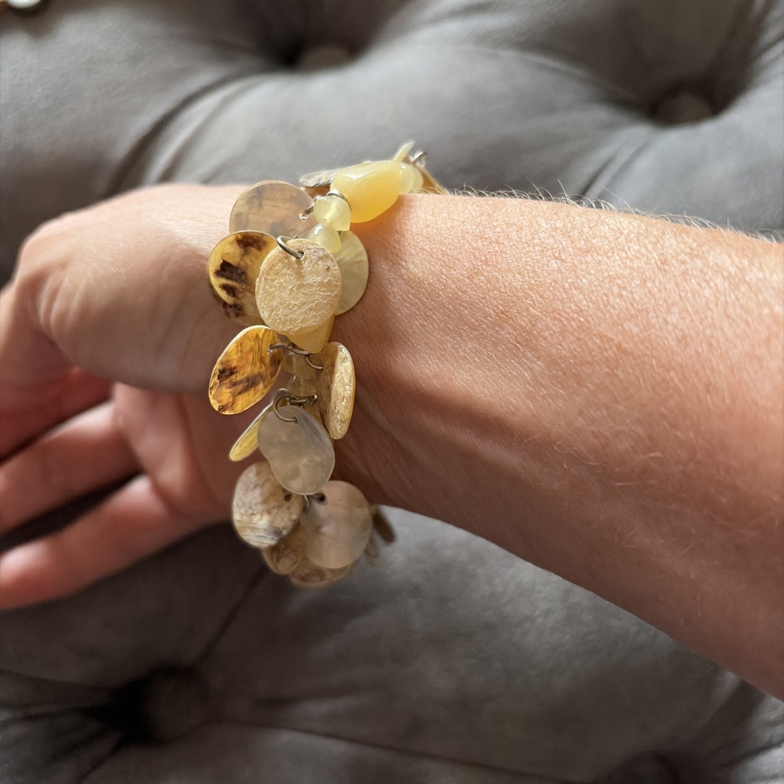 Stretch Bracelet Mother Of Pearl Disk Pale Yellow Tone Beads