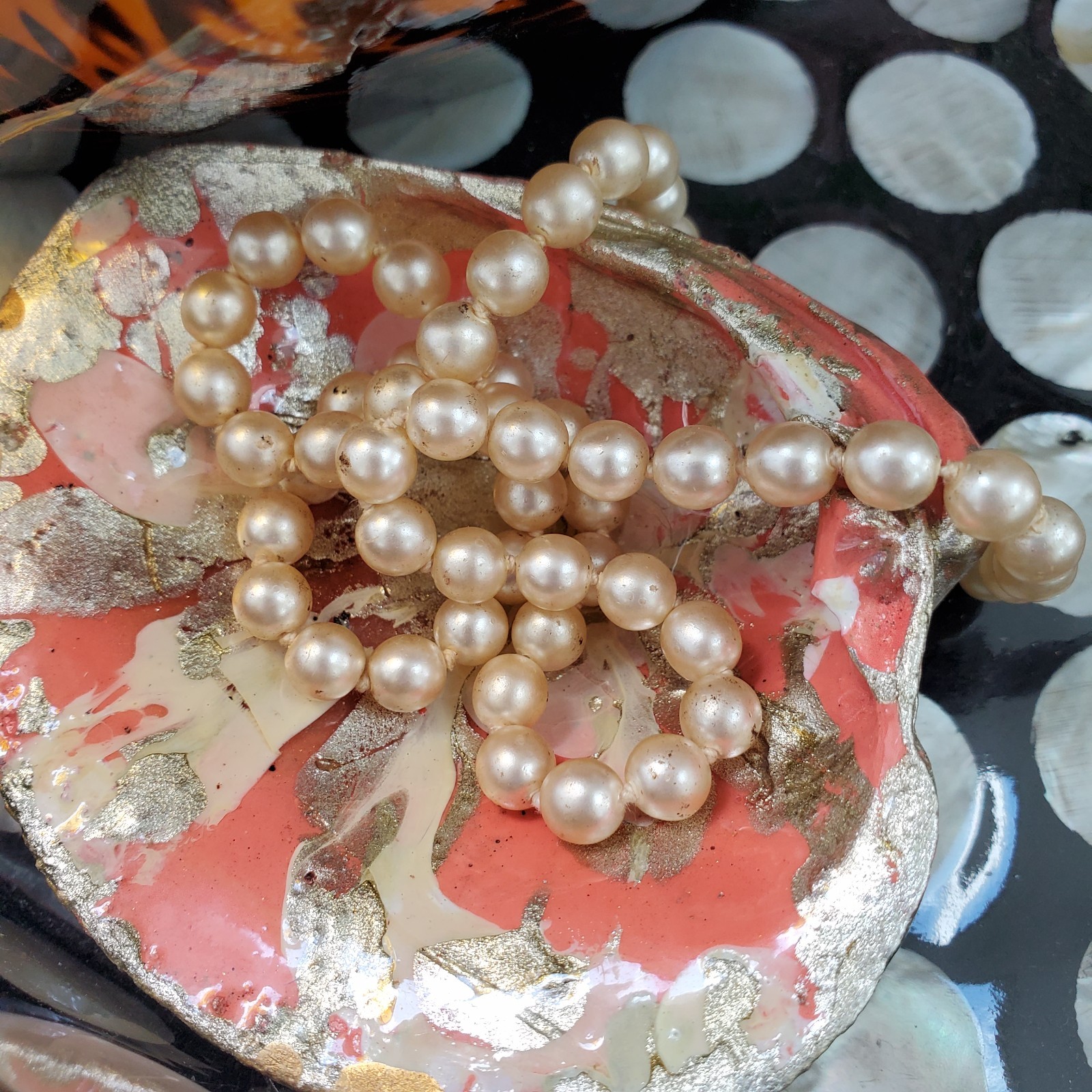 Vintage 15″ Faux Pearl Necklace Hand Knotted Hexagon Screw Clasp