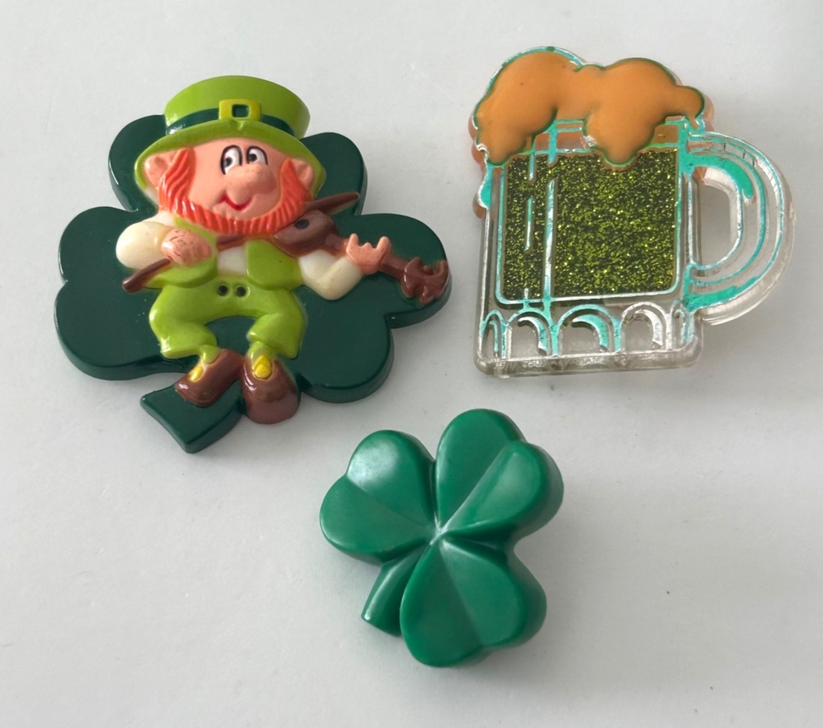 Vintage Leprechaun Clover Beer Mug Pin Russ Hallmark St. Patricks Day Green