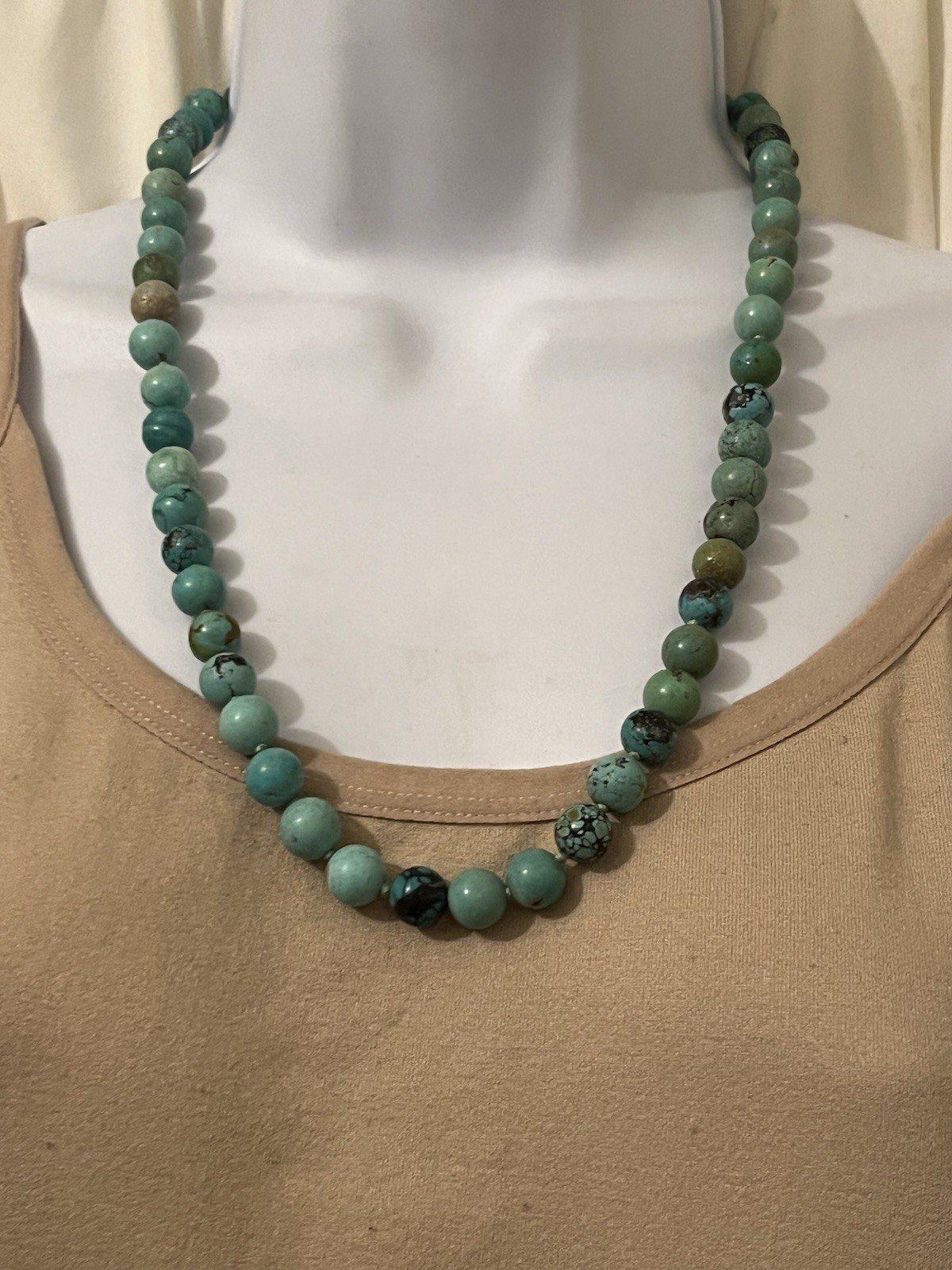 Vintage Hubei Turquoise Beaded Necklace 23.5 in 70 Gram 10.1 mm Double Knotted