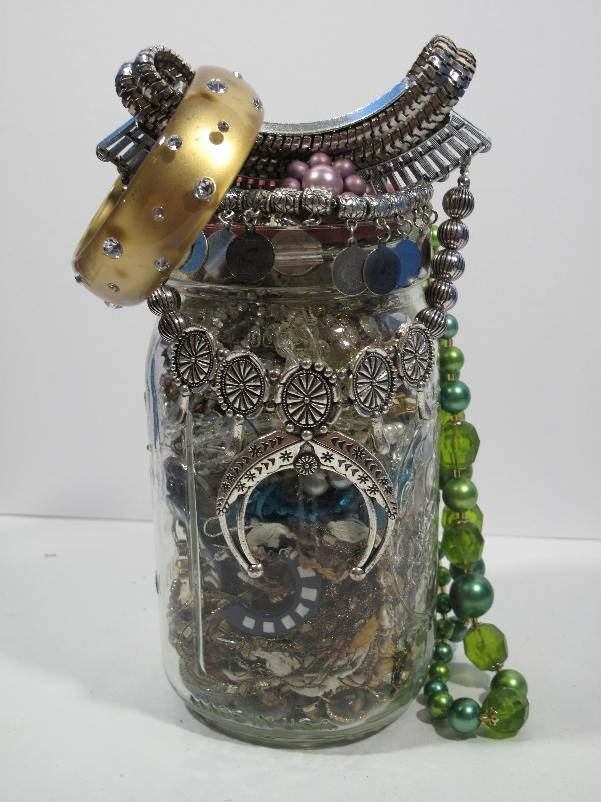 1.75 lbs Mystery Jewelry Lot VTG to Now All Wearable Necklaces~JAR NOT INCLUDED