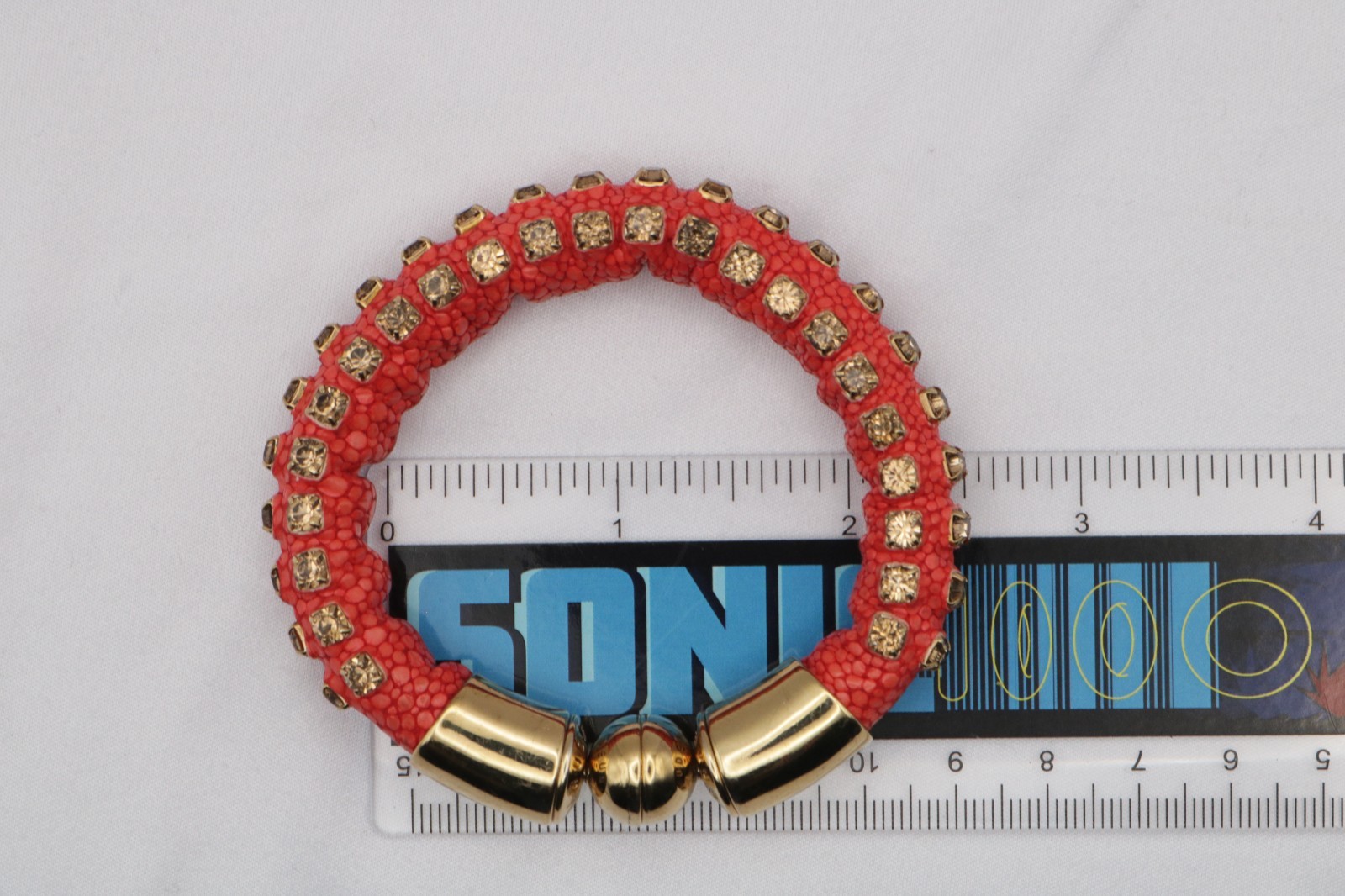 Henri Bendel Stingray Coral Crystal Bracelet Gold Tone Magnetic Clasp Vintage