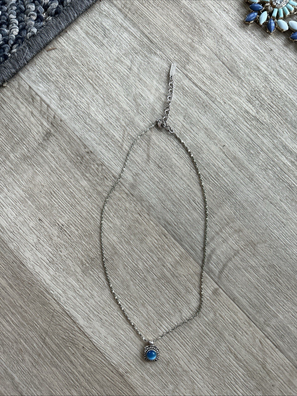 16” Napier Silver Necklace with 3” extender Beautiful Blue Stone