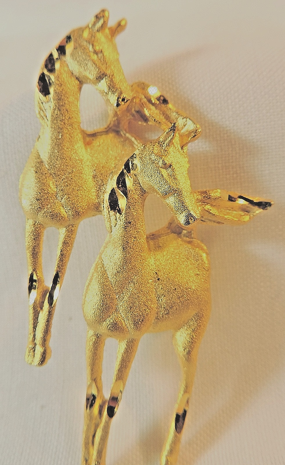 Vintage Gold Tone Brushed Metal Horses Scatter Pin Equestrian