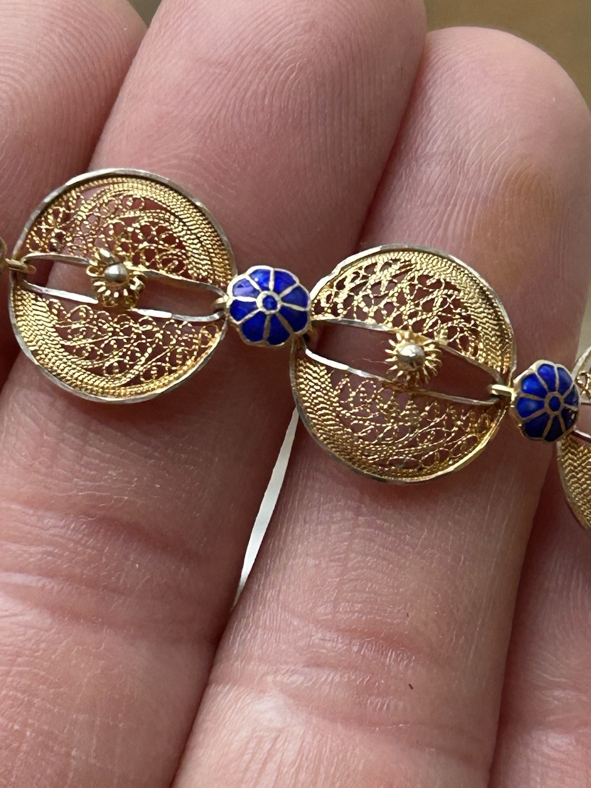 Vintage Solid Silver Gold Wash Blue Enameled Flowers Filigree Bracelet 7.5″