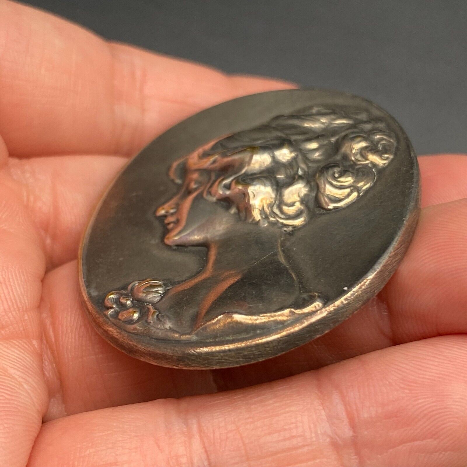 Vintage Art Nouveau Cameo Lady Portrait Oval Silver Pin Brooch