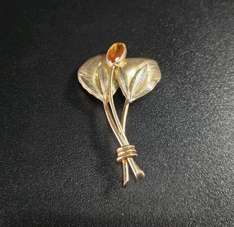 Vintage Mid-Century Czech Glass Brooch