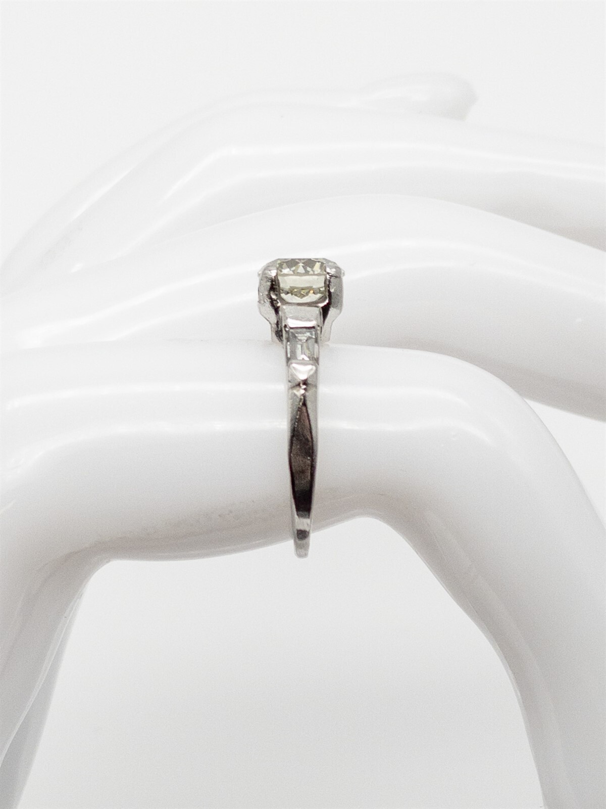 Vintage $12,000 1.53ct GIA Fancy Green Yellow VS2 Diamond Platinum Wedding Ring