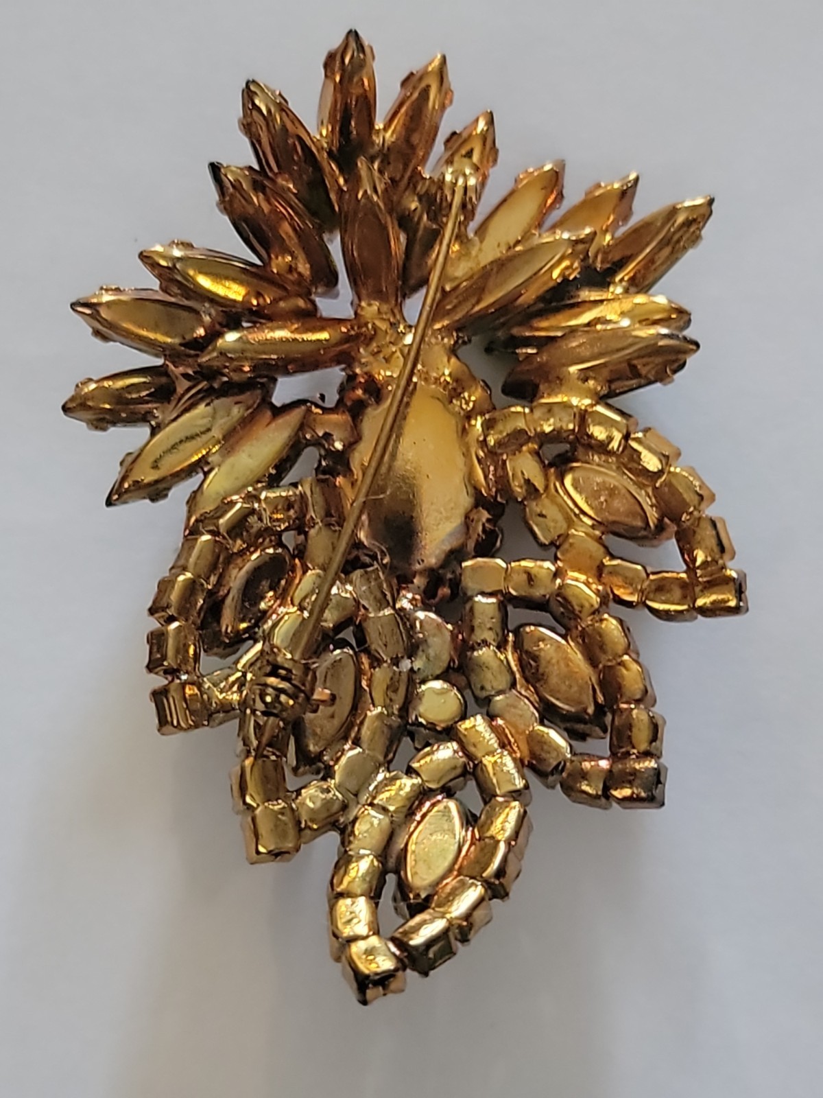 Vintage Green Dark Amber Rhinestones Brooch Clip Earring Gold Tone Set -Read