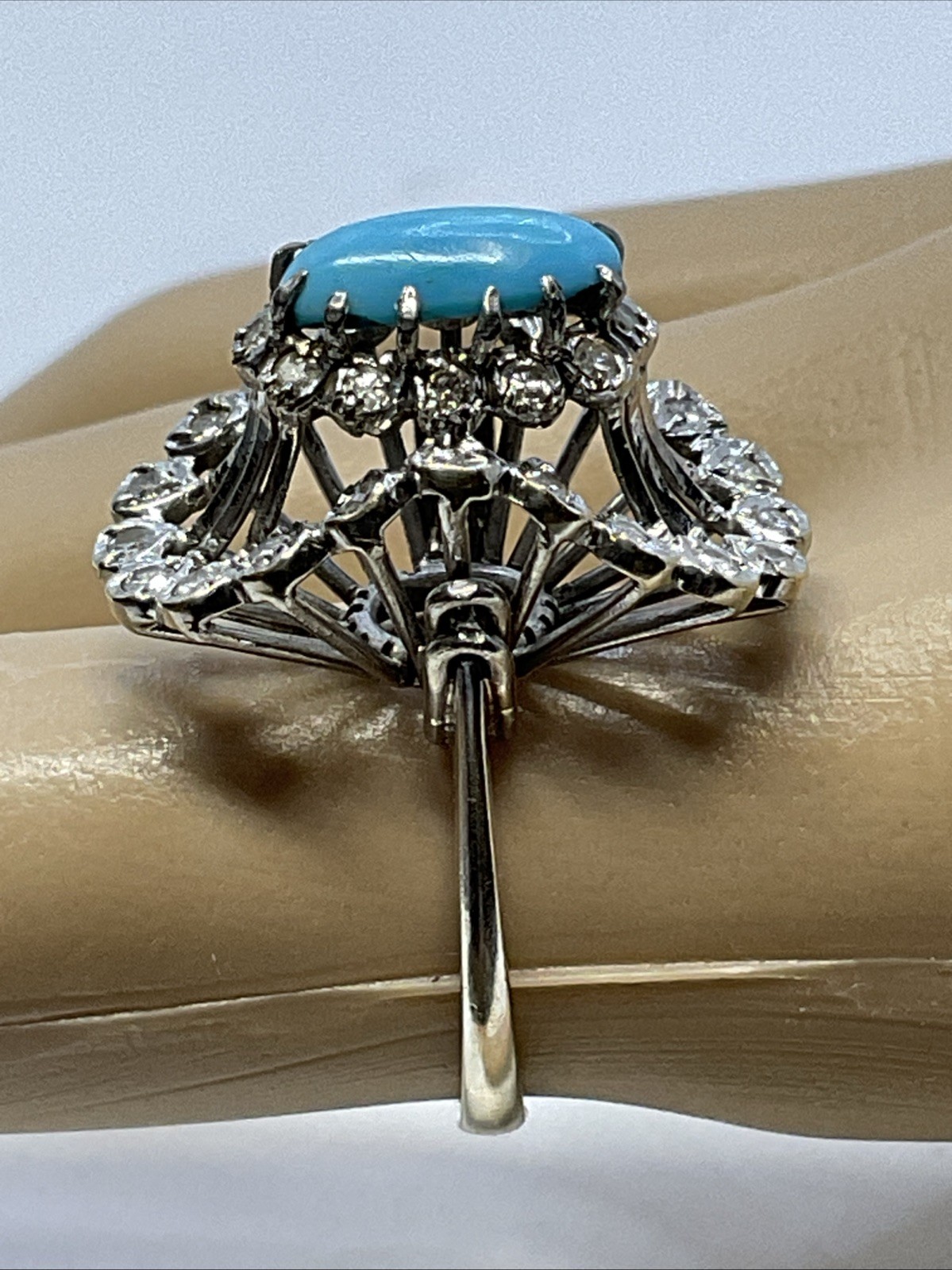 Ladies Ring Solid 18K W.Gold Turquoise & Diamond UNUSUAL DESIGN VINTAGE HANDMADE