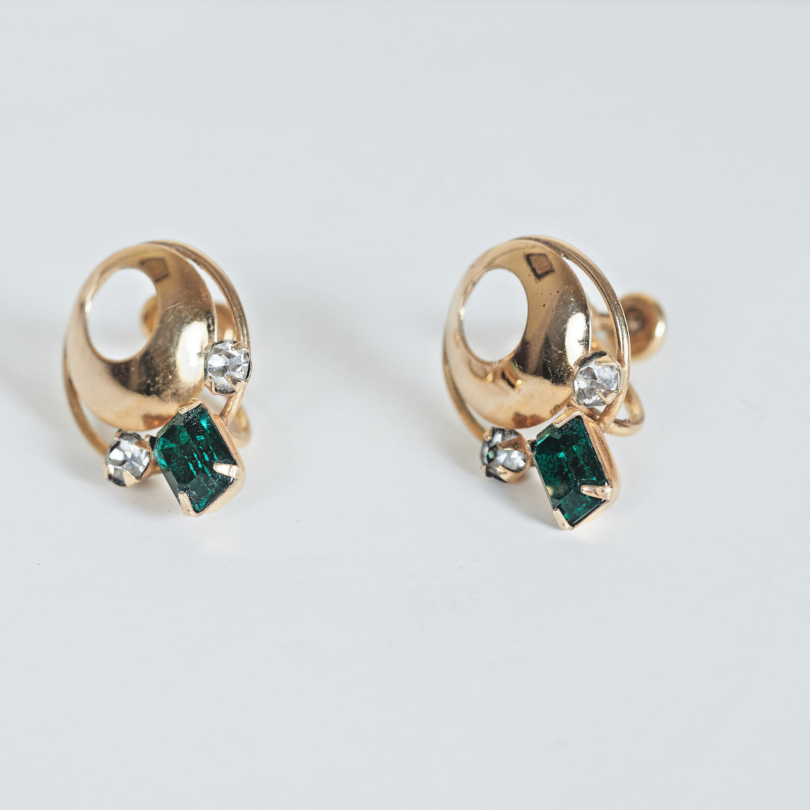 1940s/50s CARL MAYR CM 1/20 12K GF Green Clear Rhinestone Screw back Earrings